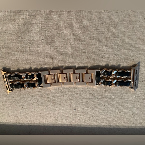 My Pretty Strap Rose Gold and Black Apple Watch Band - Picture 2 of 5